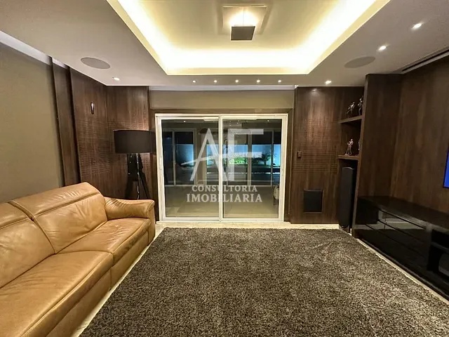 Casa com 1000m² 4 quartos e 5 banheiros, à venda, no bairro Condomínio Vale do Sol em Tremembé