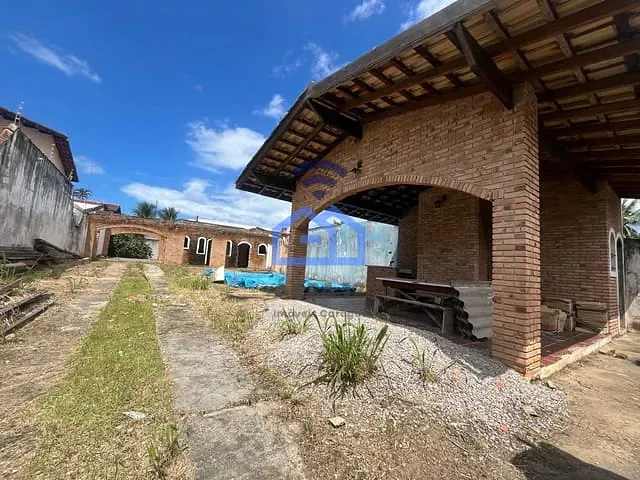 Casa com 393m² 1 quarto e 1 banheiro, à venda, no bairro Indaiá em Caraguatatuba
