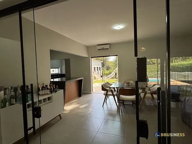 Casa com 1922m² 4 quartos e 3 banheiros, à venda, no bairro Loteamento Chácaras Vale das Garças em Campinas