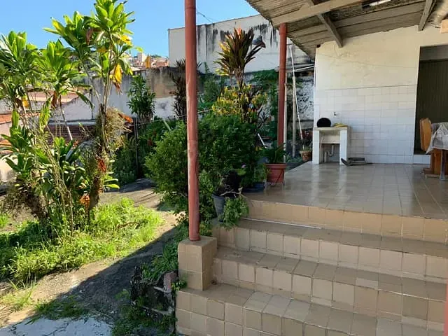 Casa com 475m² 3 quartos e 2 banheiros, à venda, no bairro Pedreira em Guaratinguetá