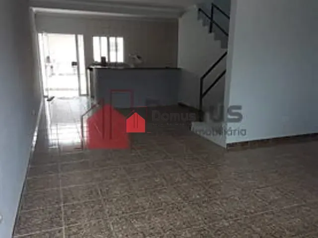 Casa com 250m², à venda, no bairro Residencial Mombaça em Pindamonhangaba