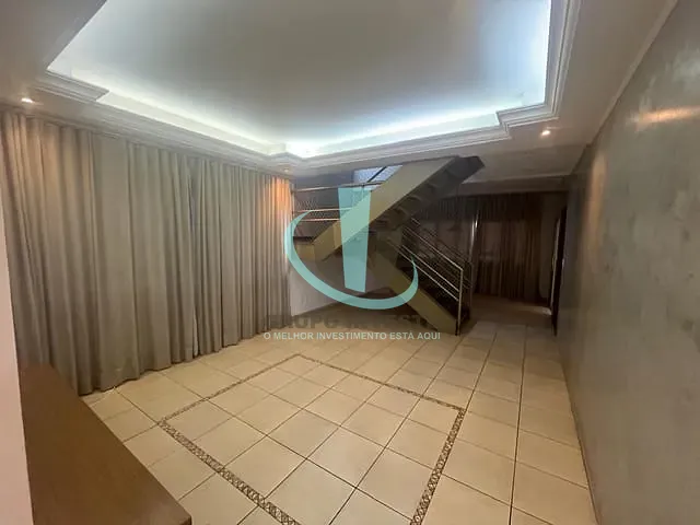Sobrado com 300m² 3 quartos e 4 banheiros, para alugar, no bairro JARDIM PRIMAVERA em ARARAQUARA