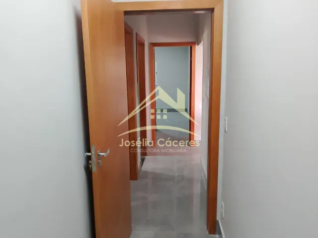 Casa com 250m² 3 quartos e 2 banheiros, à venda, no bairro Distrito Industrial em Cuiabá