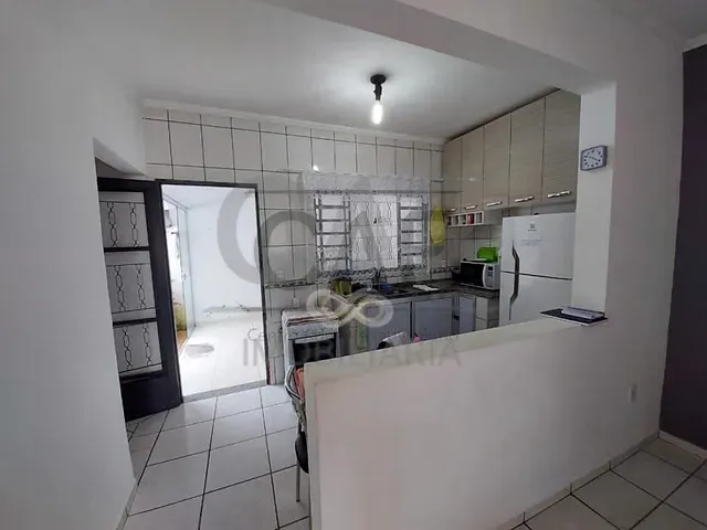 Casa com 250m² 2 quartos e 1 banheiro, à venda, no bairro Jardim Europa em Jaguariúna