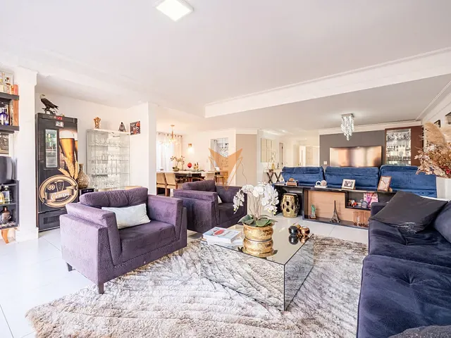 Casa 4 quartos e 2 banheiros, à venda, no bairro Alphaville em Santana de Parnaíba