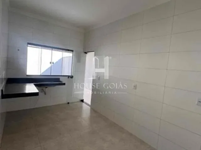 Casa com 120m² 2 quartos e 2 banheiros, à venda, no bairro Residencial Della Penna em Goiânia