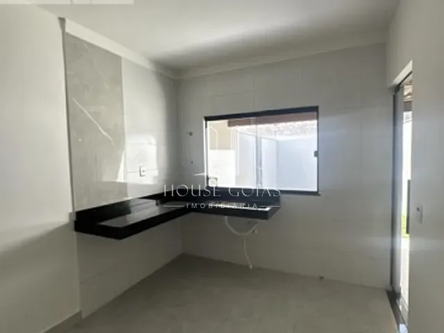 Casa com 117m² 2 quartos e 2 banheiros, à venda, no bairro Residencial Della Penna em Goiânia