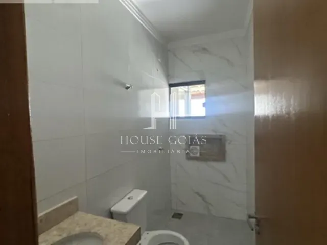 Casa com 117m² 2 quartos e 2 banheiros, à venda, no bairro Residencial Della Penna em Goiânia