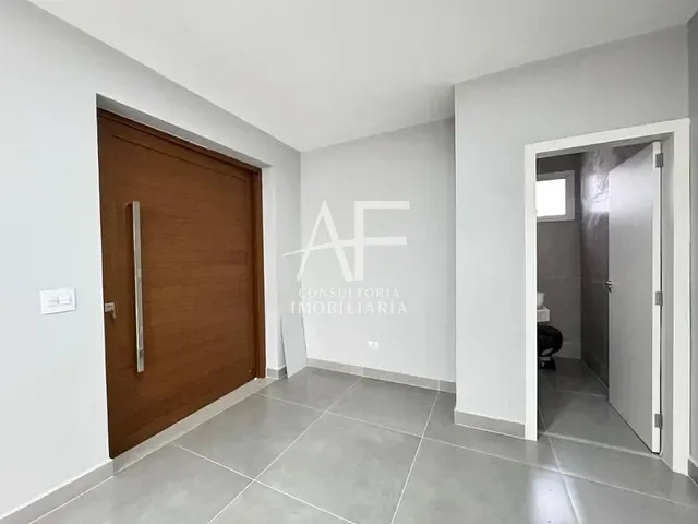 Casa com 417m² 3 quartos e 3 banheiros, à venda, no bairro Condomínio Village Taubaté em Taubaté