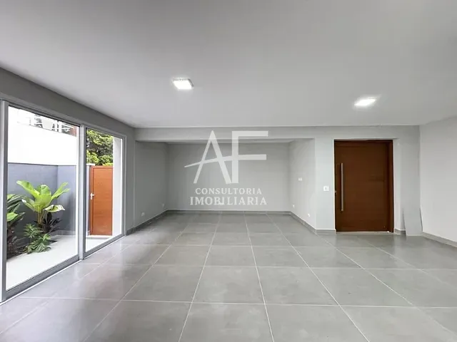 Casa com 417m² 3 quartos e 3 banheiros, à venda, no bairro Condomínio Village Taubaté em Taubaté