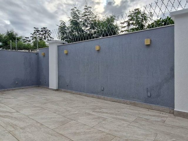 Casa com 370m² 5 quartos e 9 banheiros, à venda, no bairro Barra da Tijuca em Rio de Janeiro