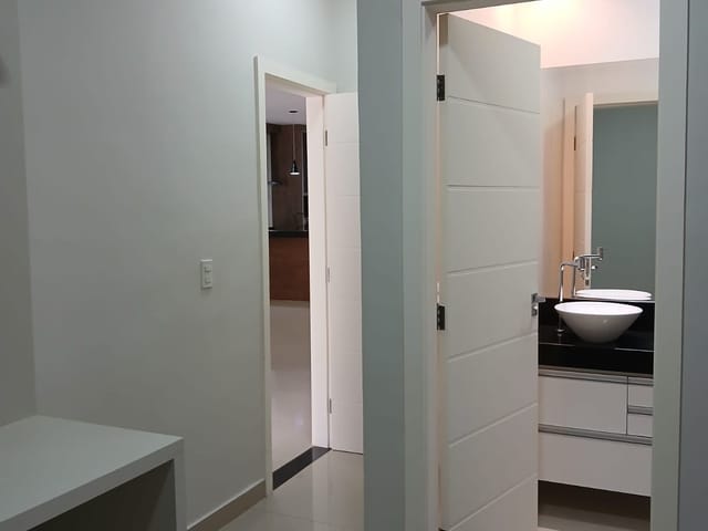 Casa com 250m² 3 quartos e 2 banheiros, à venda, no bairro Residencial Real Park Sumaré em Sumaré