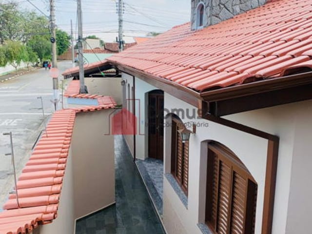 Casa com 170m² 3 quartos e 1 banheiro, à venda, no bairro Bela Vista em Pindamonhangaba