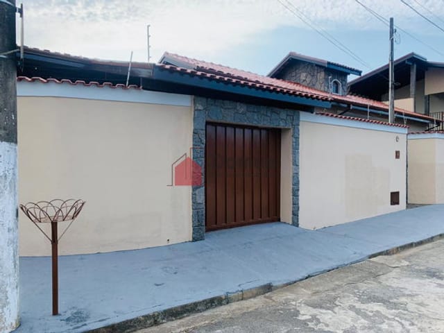 Casa com 170m² 3 quartos e 1 banheiro, à venda, no bairro Bela Vista em Pindamonhangaba