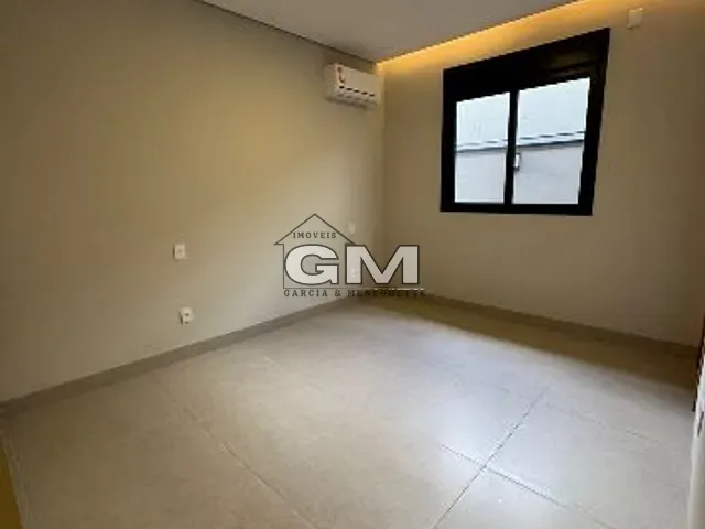 Casa com 250m² 3 quartos e 5 banheiros, à venda, no bairro Jardim San Marco II em Ribeirão Preto