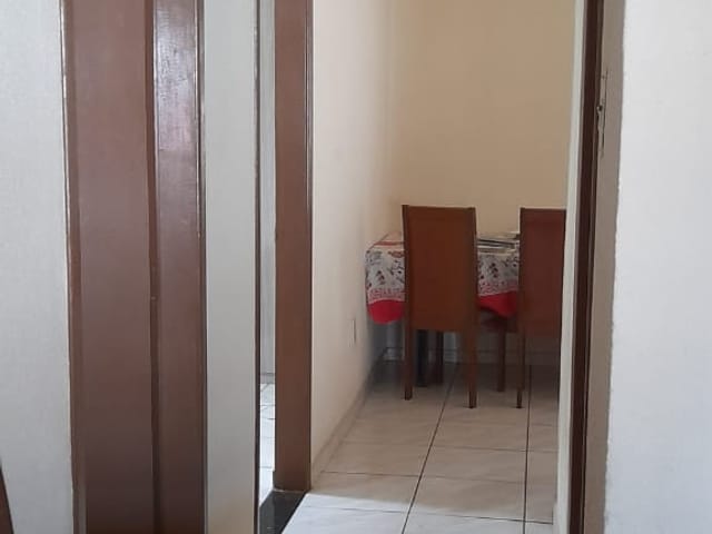 Casa com 300m² 3 quartos e 2 banheiros, à venda, no bairro Cidade Nova em Pindamonhangaba
