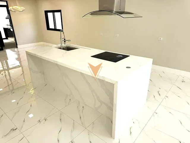 Casa com 384m² 3 quartos e 5 banheiros, à venda, no bairro Aldeia da Serra em Barueri