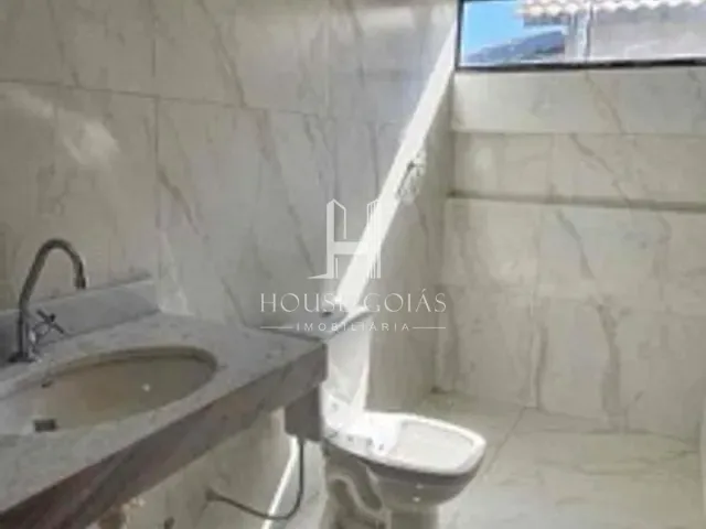Casa com 200m² 3 quartos e 2 banheiros, à venda, no bairro Jardim Decolores em Trindade