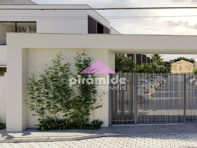 Casa com 200m² 4 quartos e 4 banheiros, à venda, no bairro Praia Tabatinga em Caraguatatuba