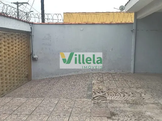 Casa com 299m² 3 quartos e 1 banheiro, à venda, no bairro Jardim Aracaré em Itaquaquecetuba