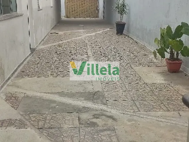Casa com 299m² 3 quartos e 1 banheiro, à venda, no bairro Jardim Aracaré em Itaquaquecetuba