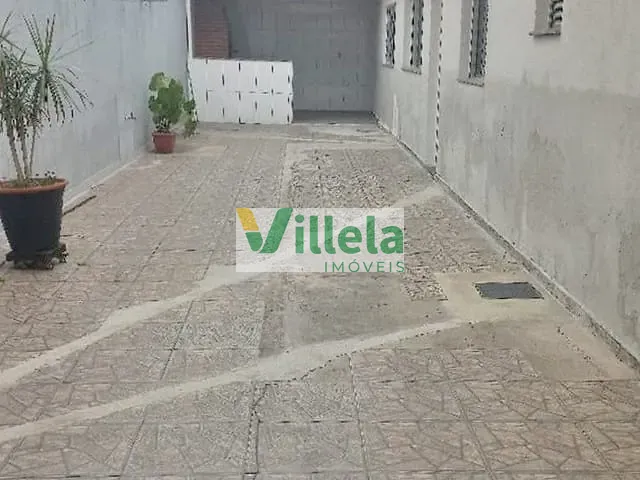 Casa com 299m² 3 quartos e 1 banheiro, à venda, no bairro Jardim Aracaré em Itaquaquecetuba