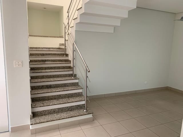 Casa com 375m² 3 quartos e 3 banheiros, à venda, no bairro Urbanova em São José dos Campos