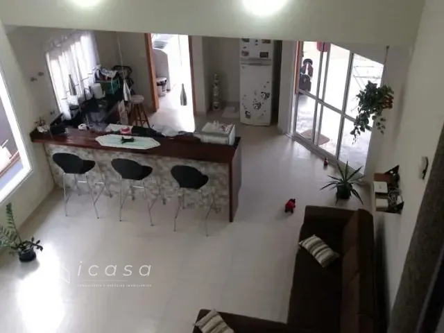 Casa com 300m² 4 quartos e 3 banheiros, à venda, no bairro Condomínio Terras do Vale em Caçapava