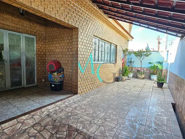 Casa 5 quartos e 3 banheiros, à venda, no bairro Campo Grande em Rio de Janeiro