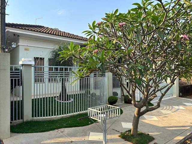 Casa 3 quartos e 2 banheiros, à venda, no bairro Jardim Vila Rica em Cambé