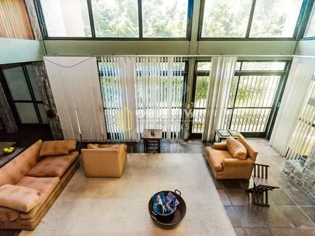 Casa com 400m², para alugar, no bairro Boa Vista em Porto Alegre