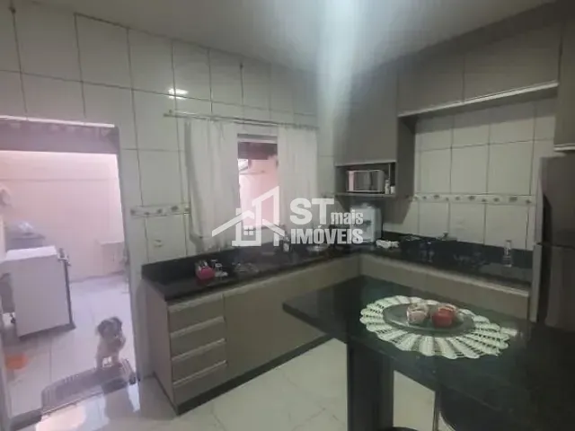 Casa com 100m² 2 quartos e 1 banheiro, à venda, no bairro Jardim Alto Serra em Andradas