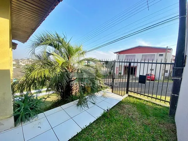 Casa com 380m² 2 quartos e 1 banheiro, à venda, no bairro Universitário em Chapecó