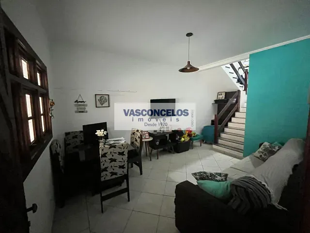 Casa com 125m² 3 quartos e 2 banheiros, à venda ou para alugar, no bairro Jardim das Indústrias em São José dos Campos