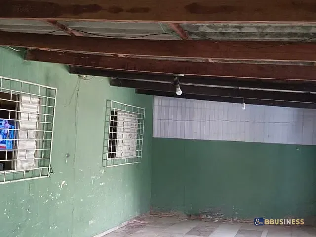 Casa 3 quartos e 2 banheiros, à venda, no bairro Jardim Everest em Londrina