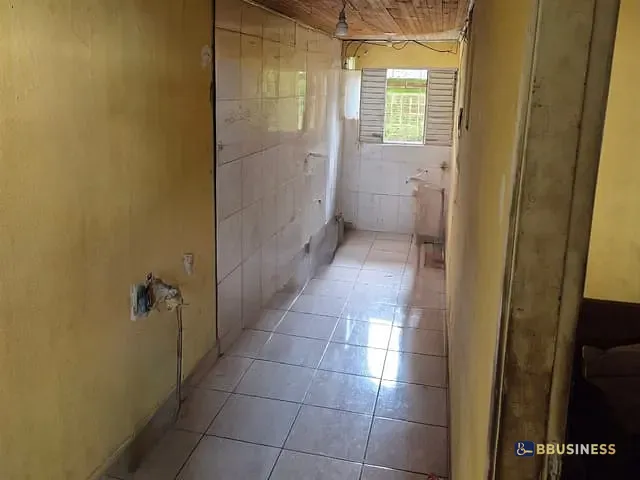Casa 3 quartos e 2 banheiros, à venda, no bairro Jardim Everest em Londrina