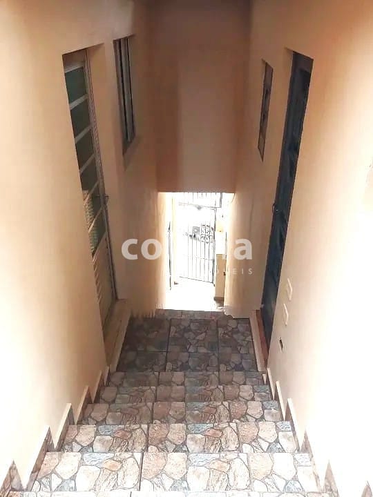 Casa, 3 quartos, 10 m² - Foto 2