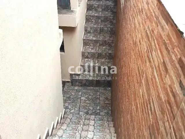 Casa 3 quartos e 4 banheiros, à venda, no bairro Jardim Cecília Cristina em Carapicuíba