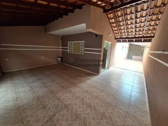 Casa com 140m² 4 quartos e 2 banheiros, à venda, no bairro Parque dos Príncipes em Jacareí