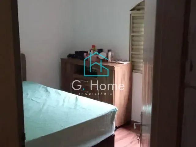 Casa com 200m² 3 quartos e 1 banheiro, à venda, no bairro Aquilles Sthengel em Londrina