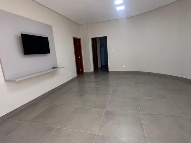 Foto do Casa - Casa para locação mobiliada com 2 quartos, armários planejados e ar-condicionado, além de eletrodomésticos . Conforto e praticidade no centro de Fernandópolis! | Imobiliária Na House