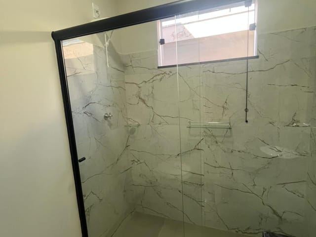 Foto do Casa - Casa para locação mobiliada com 2 quartos, armários planejados e ar-condicionado, além de eletrodomésticos . Conforto e praticidade no centro de Fernandópolis! | Imobiliária Na House