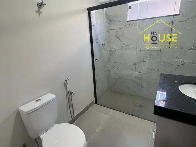 Casa 2 quartos e 1 banheiro, para alugar, no bairro Centro em Fernandópolis