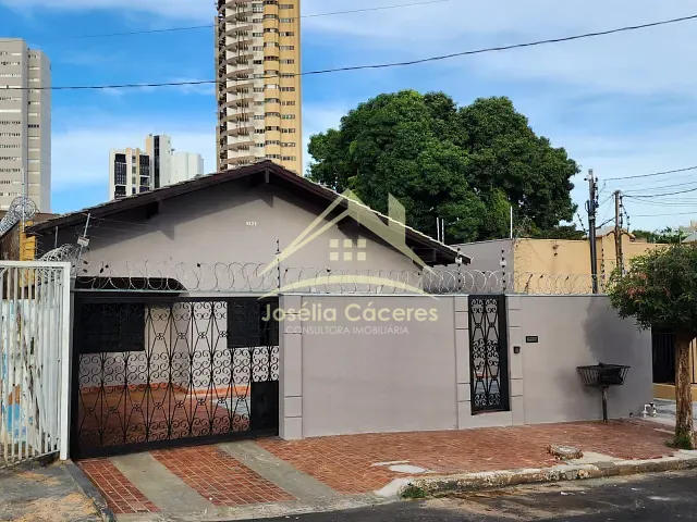 Casa com 495m² 8 quartos e 4 banheiros, à venda, no bairro Goiabeira em Cuiabá