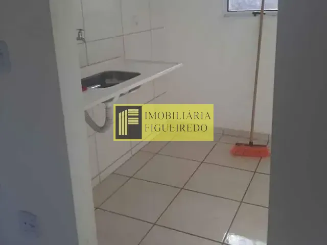 Casa com 80m² 2 quartos e 1 banheiro, à venda, no bairro Village Salvador em Bady Bassitt