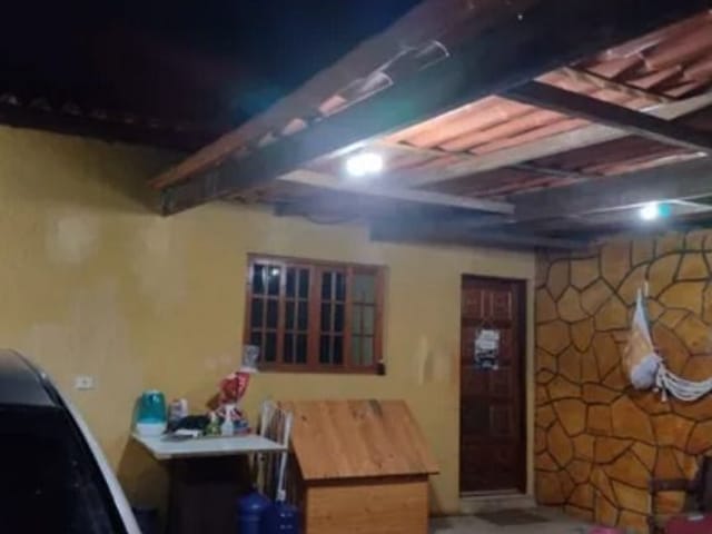 Casa com 198m² 4 quartos e 2 banheiros, à venda, no bairro Brotas em Cotia