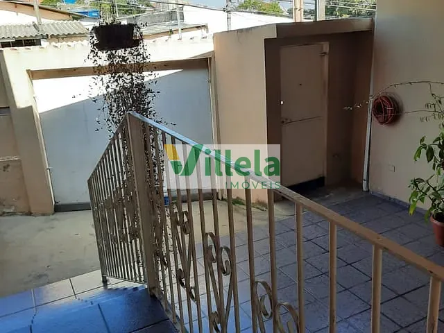 Casa com 250m² 3 quartos e 1 banheiro, à venda, no bairro Mogi Moderno em Mogi das Cruzes