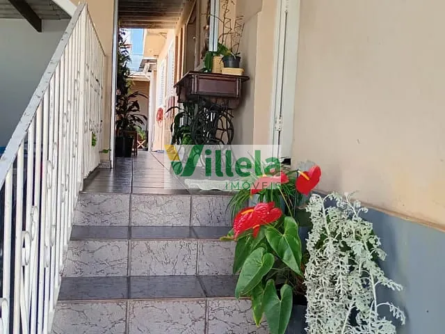 Casa com 250m² 3 quartos e 1 banheiro, à venda, no bairro Mogi Moderno em Mogi das Cruzes
