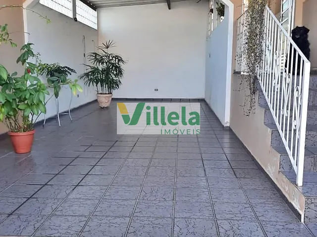 Casa com 250m² 3 quartos e 1 banheiro, à venda, no bairro Mogi Moderno em Mogi das Cruzes