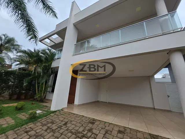 Casa com 373m² 3 quartos e 4 banheiros, para alugar, no bairro Esperança em Londrina